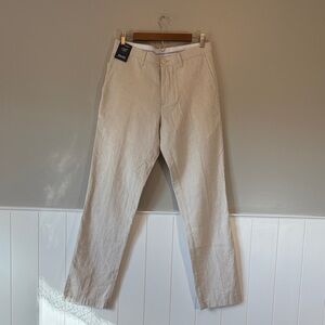 Roundtree & Yorke Men's Beige Chinos